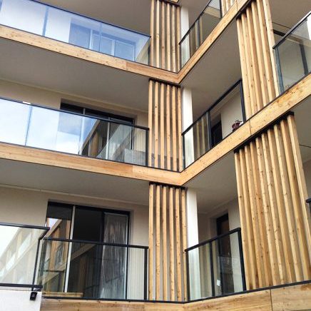 Aménagement extérieur bois de France, balcons bois, scierie Mandray, Vosges, et Métalliers Franciliens